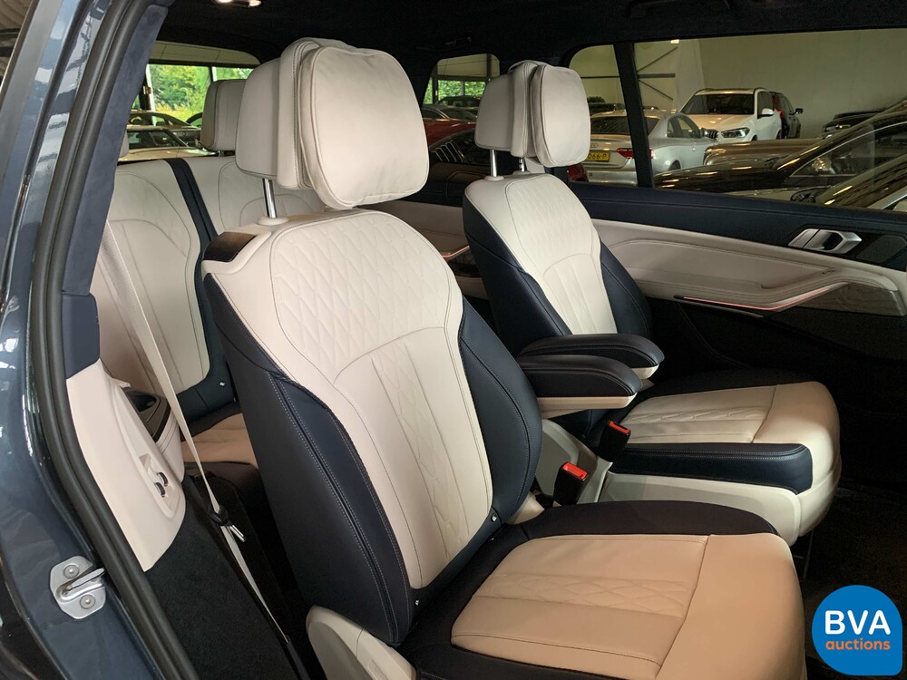 BMW X7 xDrive 30d High Executive 265PS 2019, ZT-686-J.