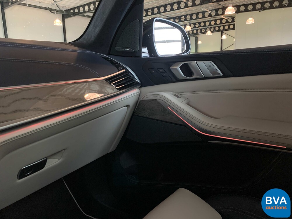 BMW X7 xDrive 30d High Executive 265PS 2019, ZT-686-J.