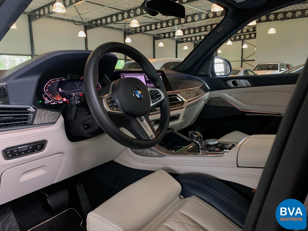 BMW X7 xDrive 30d High Executive 265PS 2019, ZT-686-J.