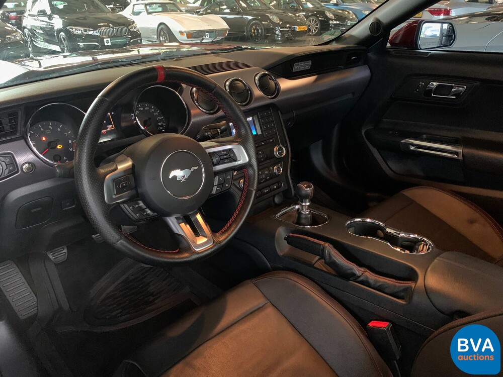 Ford Mustang Fastback GT 5.0 V8-Handbuch Akrapovic 441pk 2015, ZP-577-N.