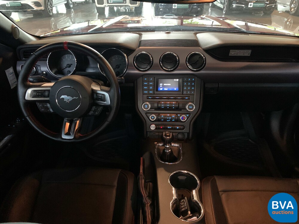 Ford Mustang Fastback GT 5.0 V8-Handbuch Akrapovic 441pk 2015, ZP-577-N.