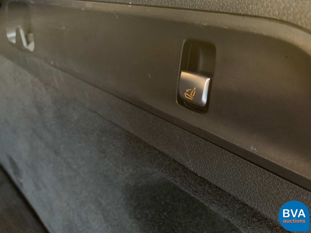 Mercedes-Benz GLC 350e AMG 4matic 320pk Plug-In Hybride 2016