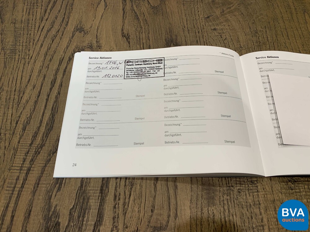 Porsche Macan Turbo TECHART 2016 400PS PDK GARANTIE.