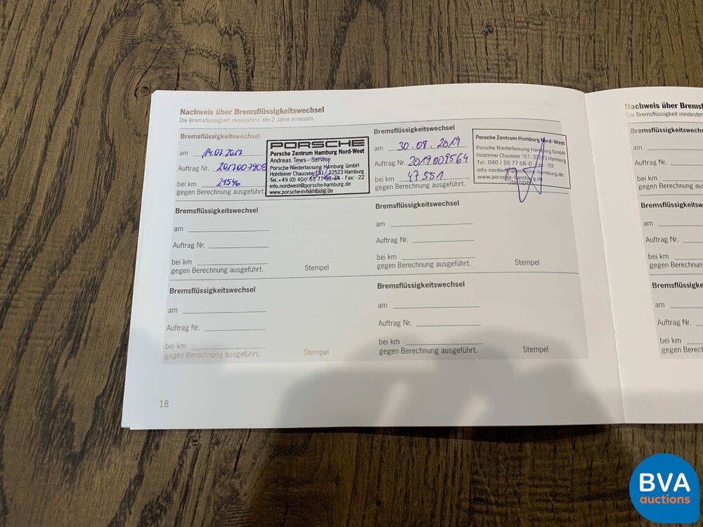 Porsche Macan Turbo TECHART 2016 400PS PDK GARANTIE.