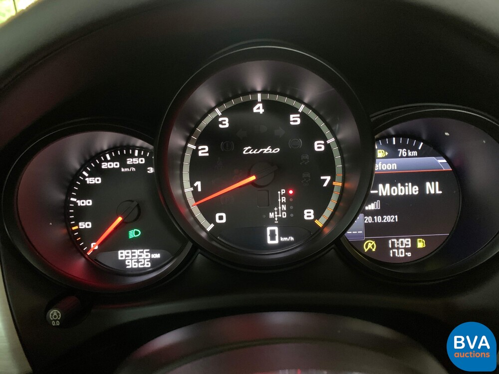 Porsche Macan Turbo TECHART 2016 400PS PDK GARANTIE.