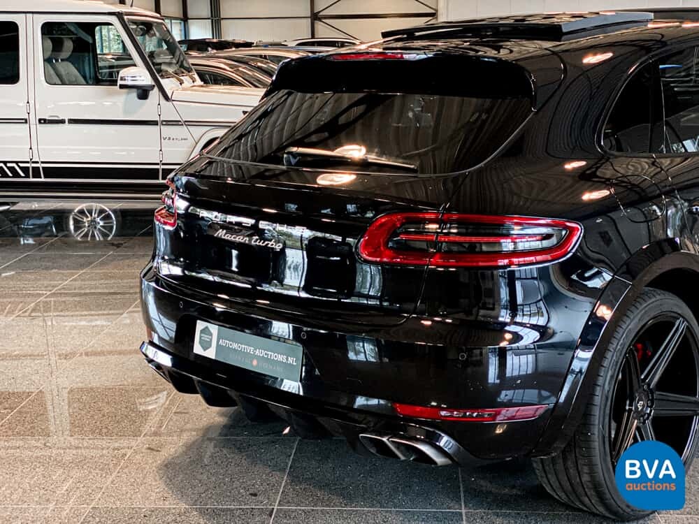 Porsche Macan Turbo TECHART 2016 400PS PDK GARANTIE.
