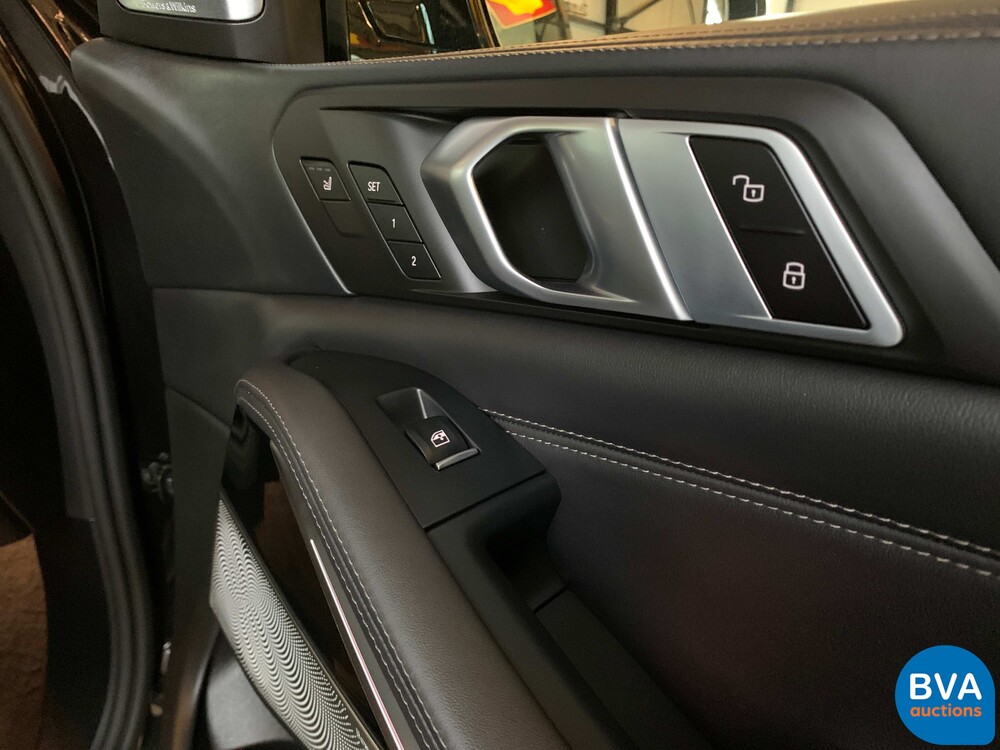 BMW X5 M50i High Executive 530pk 2020 M-Sport -Org. NL-, H-913-GG