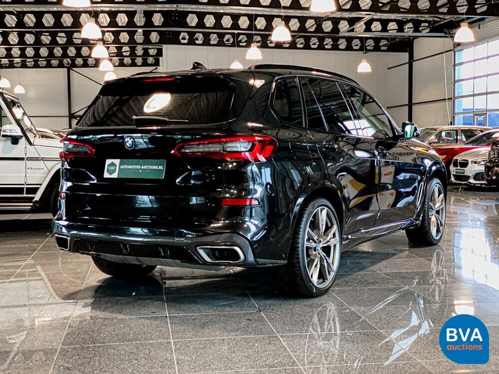 BMW X5 M50i High Executive 530pk 2020 M-Sport -Org. NL-, H-913-GG