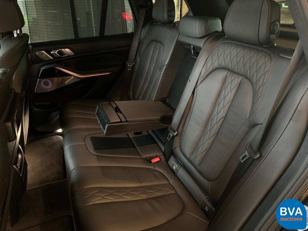 BMW X5 M50i High Executive 530pk 2020 M-Sport -Org. NL-, H-913-GG