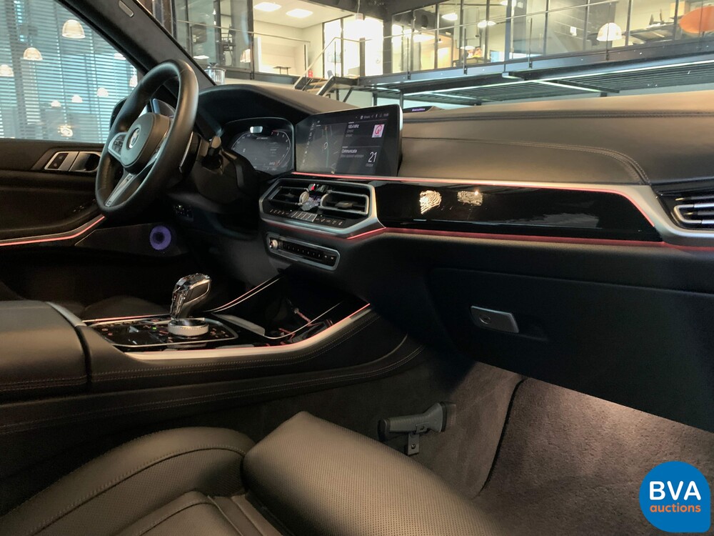 BMW X5 M50i High Executive 530pk 2020 M-Sport -Org. NL-, H-913-GG