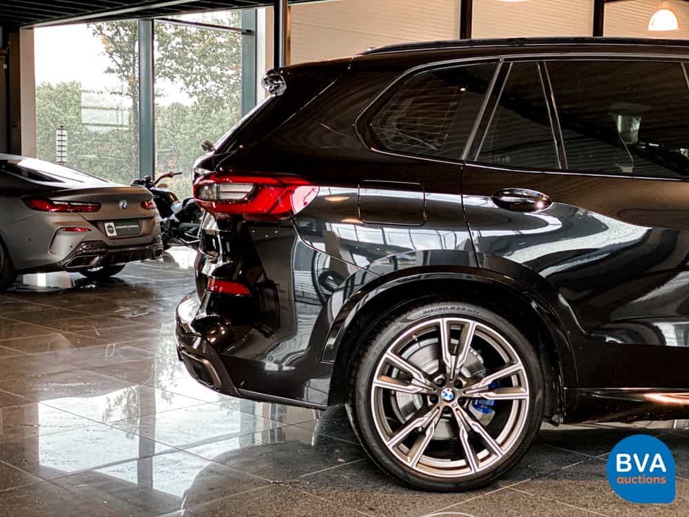 BMW X5 M50i High Executive 530pk 2020 M-Sport -Org. NL-, H-913-GG