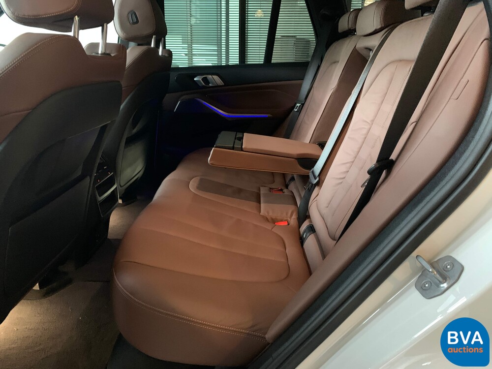 BMW X5 xDrive 40i High Executive Shadowline 340pk 2020, J-836-PZ