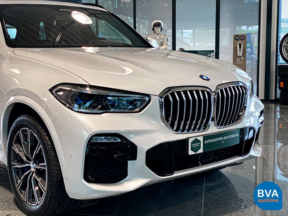 BMW X5 xDrive 40i High Executive Shadowline 340pk 2020, J-836-PZ