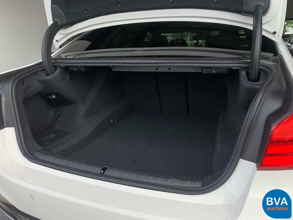 BMW 540i High Executive 5-serie 340pk 2017, RB-521-G