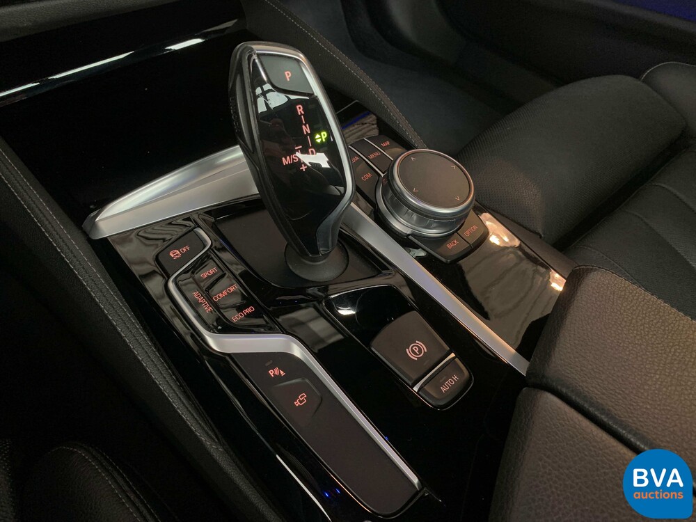 BMW 540i High Executive 5-serie 340pk 2017, RB-521-G