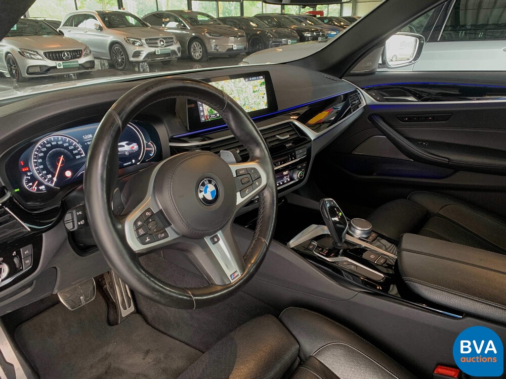 BMW 540i High Executive 5-serie 340pk 2017, RB-521-G