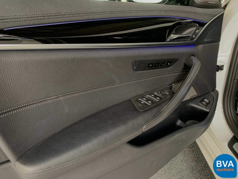 BMW 540i High Executive 5-serie 340pk 2017, RB-521-G