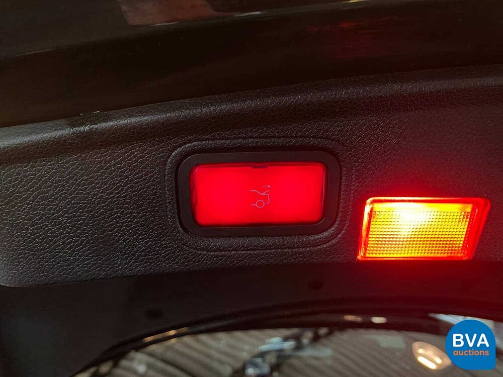 Mercedes-Benz C200 Coupé AMG NIGHT-EDITION Premium Plus C-Klasse 184pk 2018, XF-600-K