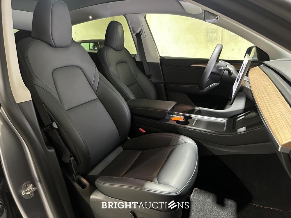 Model Y Performance AWD 75 kWh 462pk 2023 (Origineel-NL)  T-195-JB