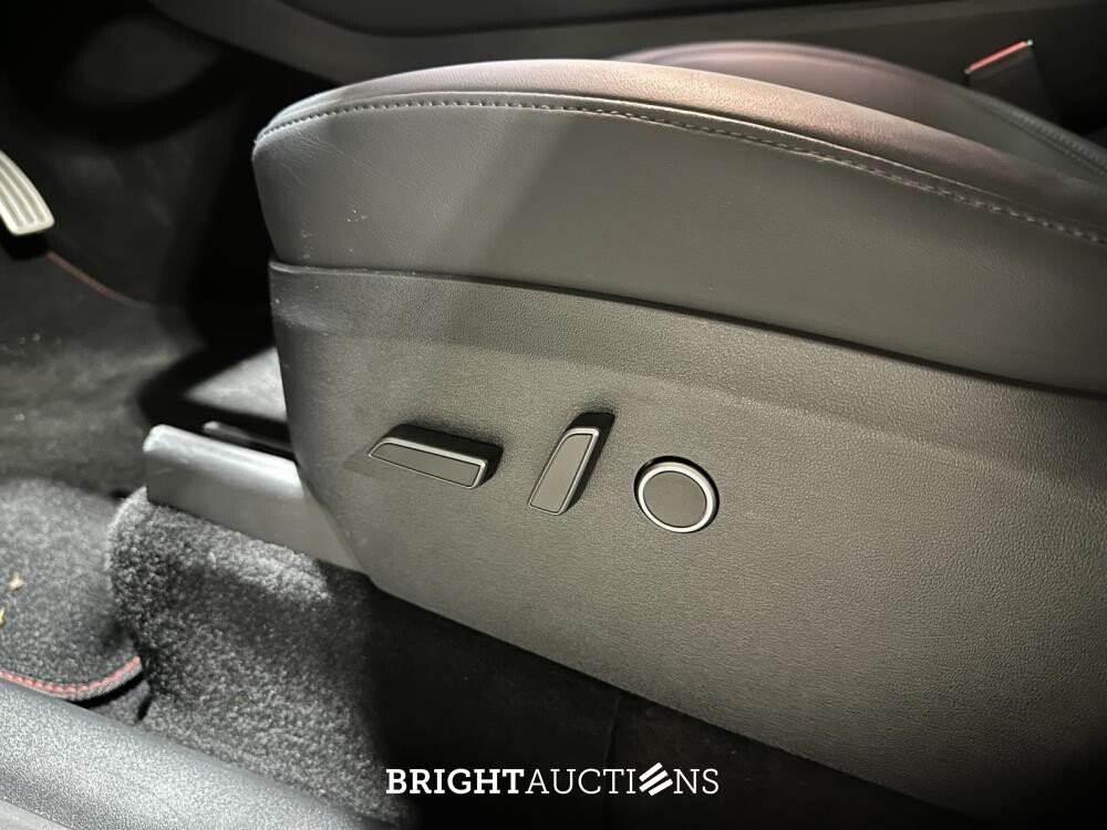 Model Y Performance AWD 75 kWh 462pk 2023 (Origineel-NL)  T-195-JB