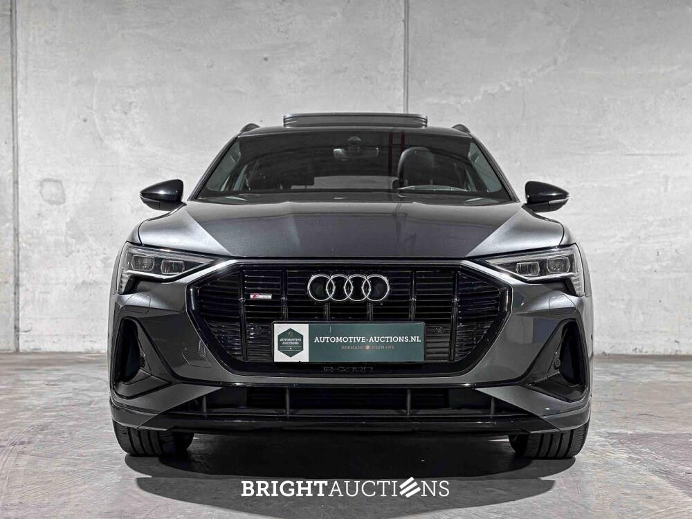 Audi e-tron 50 Quattro S Edition 71 kWh 313pk 2020, X-196-KV