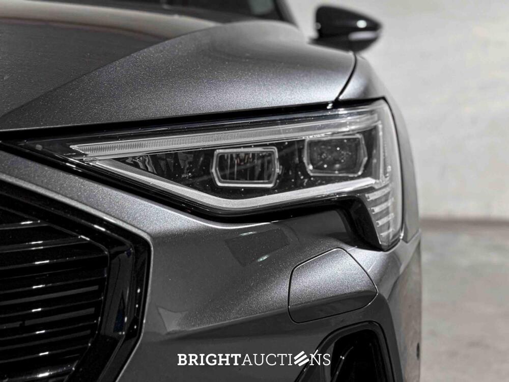 Audi e-tron 50 Quattro S Edition 71 kWh 313pk 2020, X-196-KV