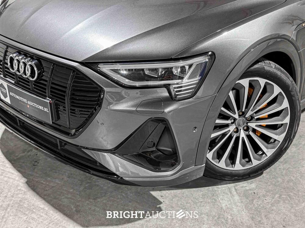 Audi e-tron 50 Quattro S Edition 71 kWh 313pk 2020, X-196-KV