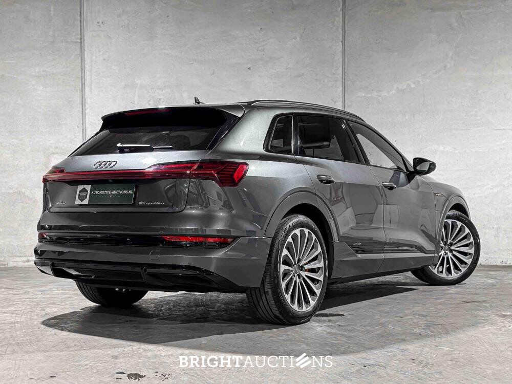 Audi e-tron 50 Quattro S Edition 71 kWh 313pk 2020, X-196-KV
