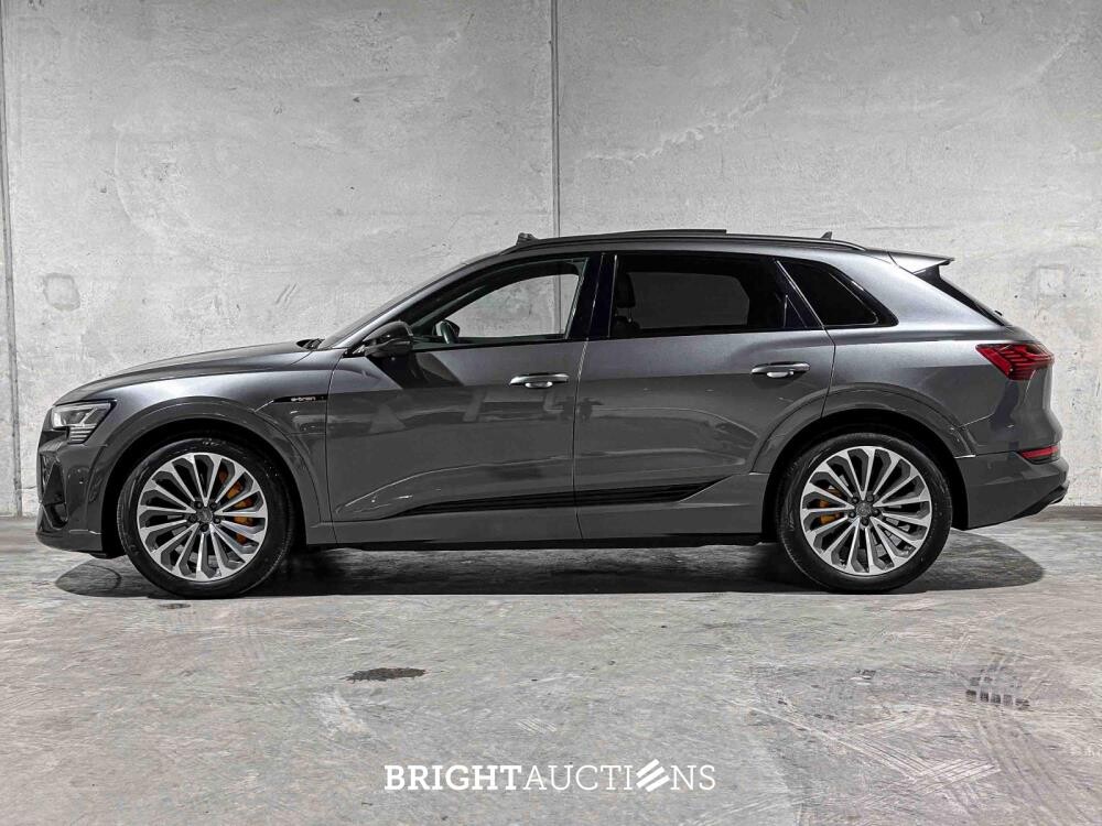 Audi e-tron 50 Quattro S Edition 71 kWh 313pk 2020, X-196-KV