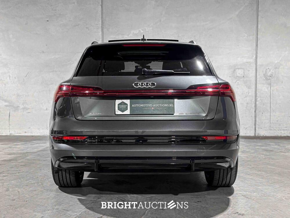 Audi e-tron 50 Quattro S Edition 71 kWh 313pk 2020, X-196-KV