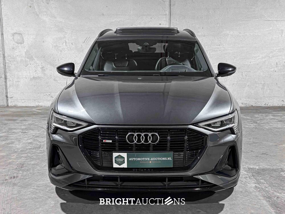 Audi e-tron 50 Quattro S Edition 71 kWh 313pk 2020, X-196-KV