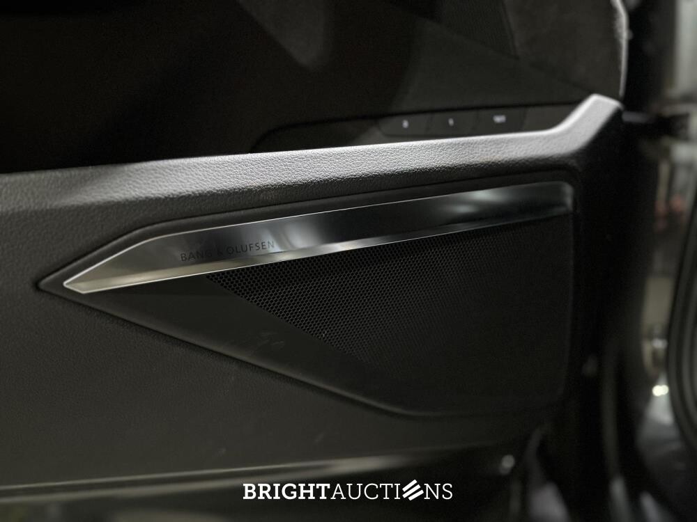 Audi e-tron 50 Quattro S Edition 71 kWh 313pk 2020, X-196-KV