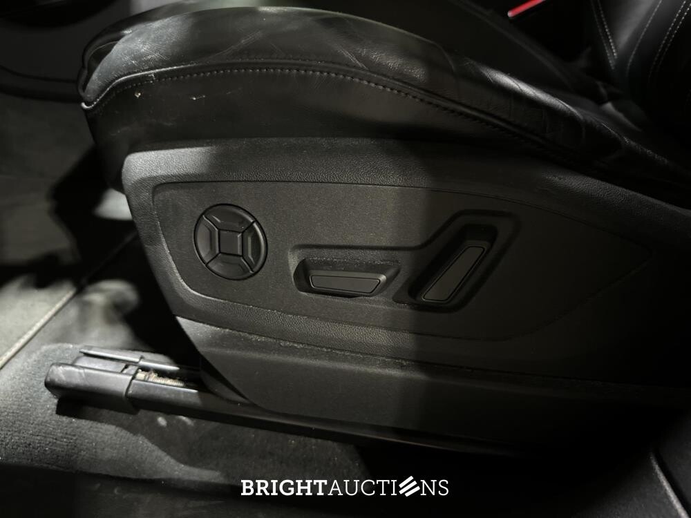 Audi e-tron 50 Quattro S Edition 71 kWh 313pk 2020, X-196-KV