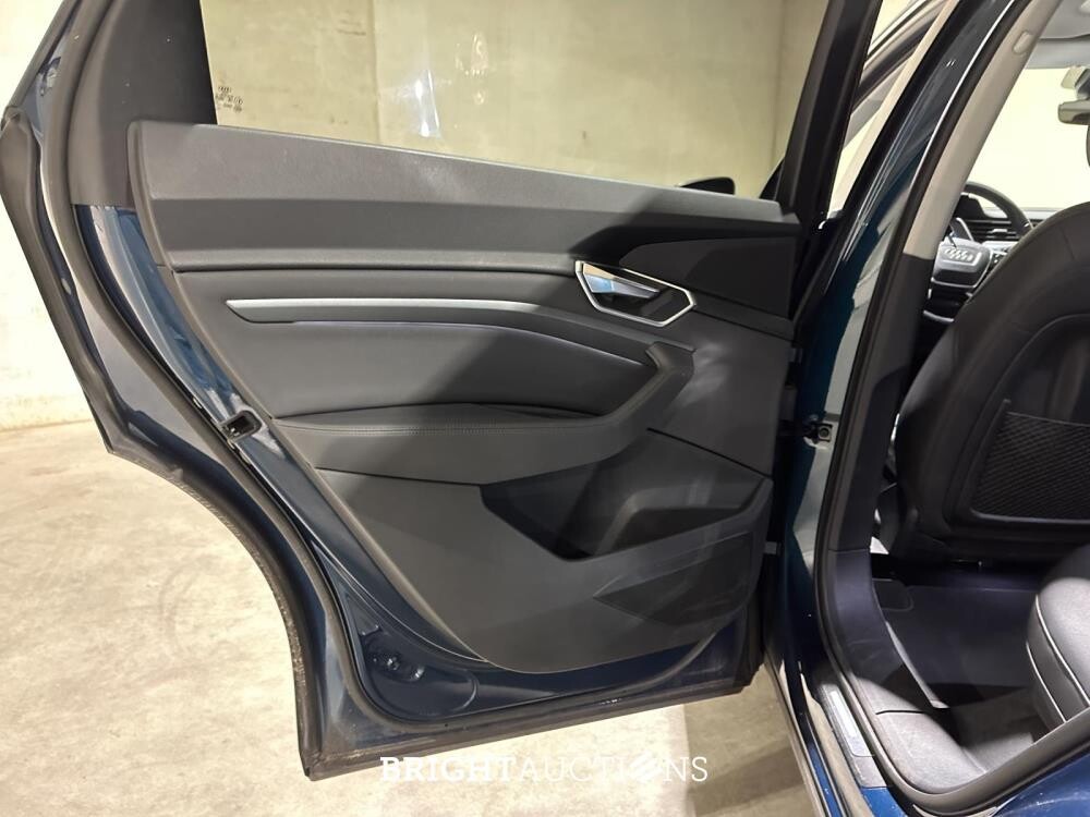 Audi e-tron 50 Quattro Launch Edition Plus 71 kWh 313pk 2019 (Origineel-NL + 1e Eigenaar), G-212-ZL