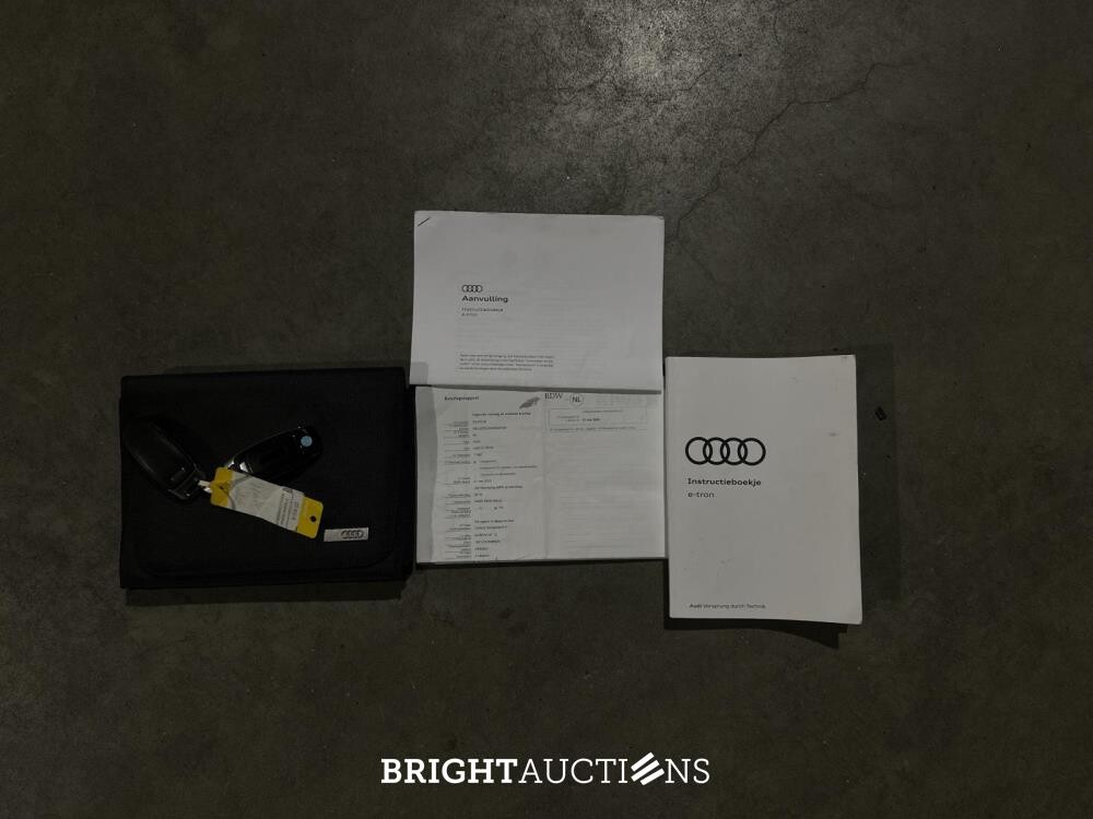 Audi e-tron 55 quattro advanced Pro Line Plus 95 kWh 360pk 2019 (Origineel-NL), ZD-872-B