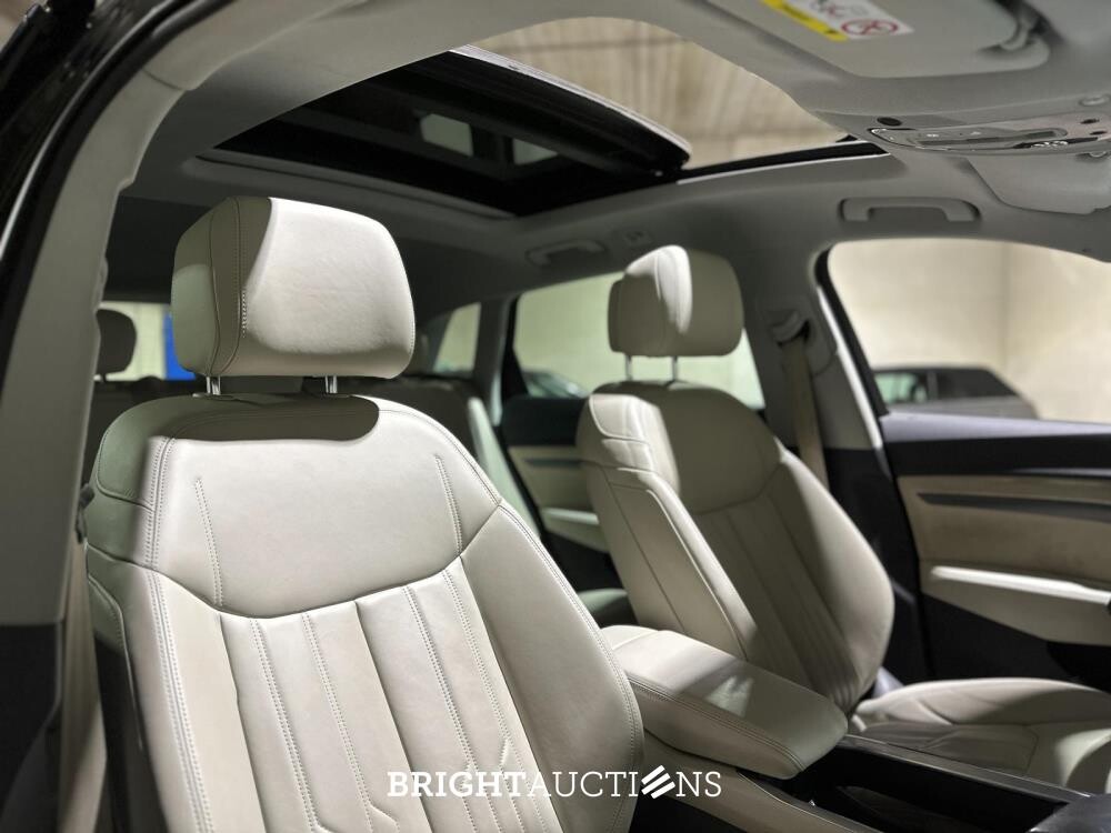 Audi e-tron 55 quattro advanced Pro Line Plus 95 kWh 360pk 2019 (Origineel-NL), ZD-872-B