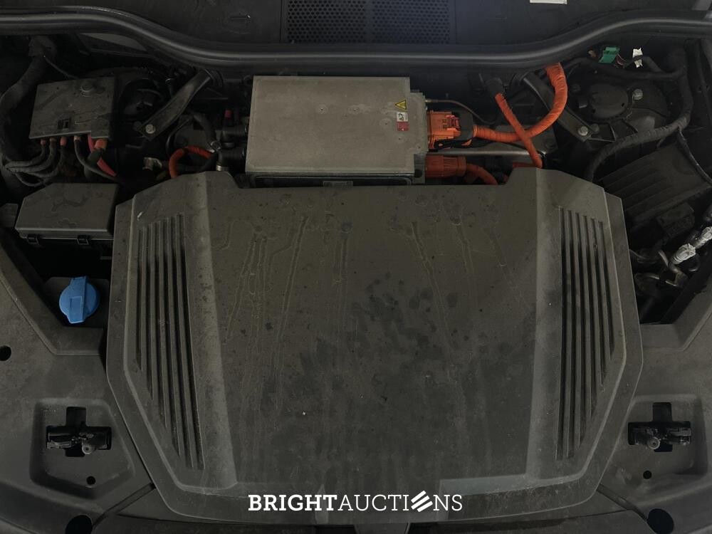 Audi e-tron 55 quattro advanced Pro Line Plus 95 kWh 360pk 2019 (Origineel-NL), ZD-872-B