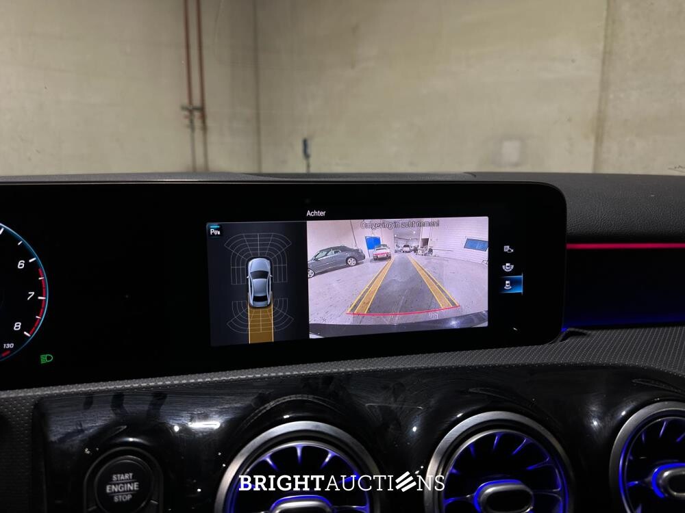 Mercedes-Benz A180 Limousine Premium Plus 136pk 2020, R-276-VV