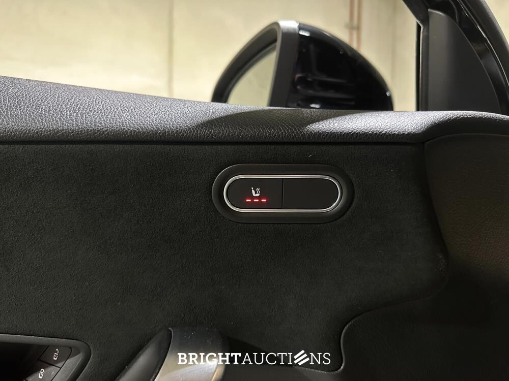 Mercedes-Benz A180 Limousine Premium Plus 136pk 2020, R-276-VV