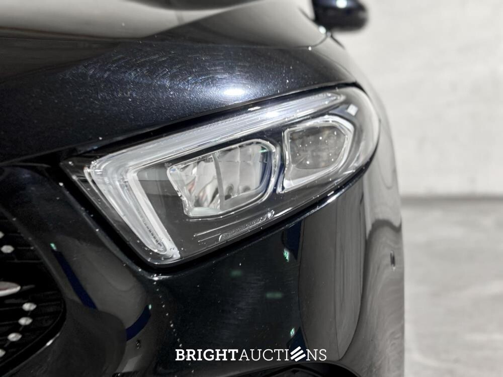 Mercedes-Benz A180 Limousine Premium Plus 136pk 2020, R-276-VV