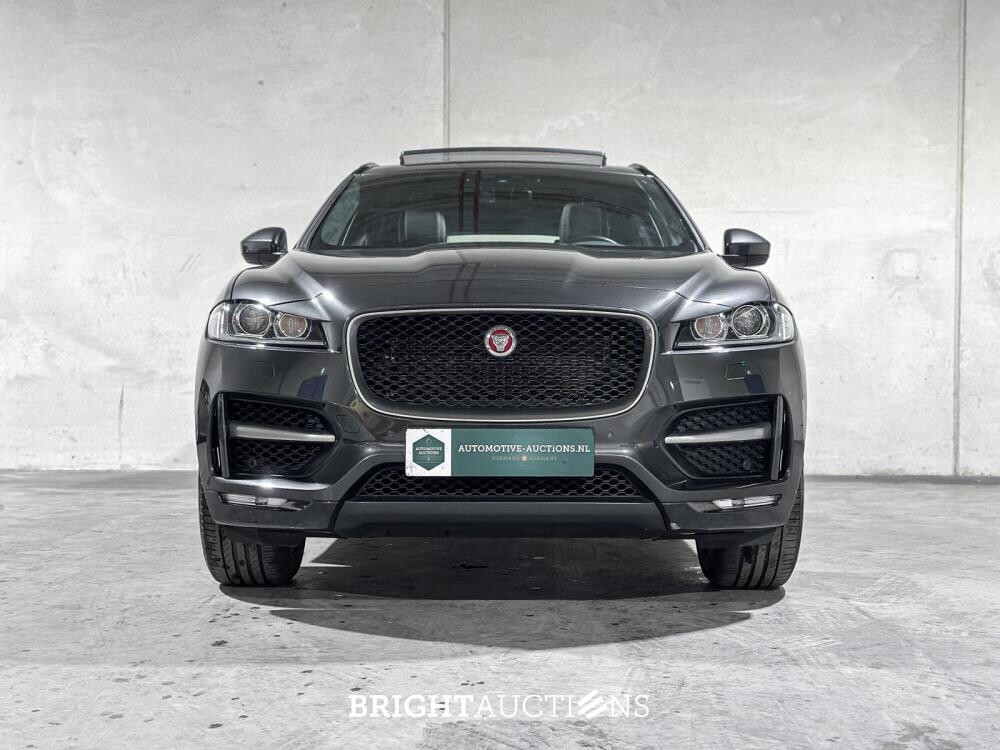 Jaguar F-PACE 2.0t AWD Portfolio 250pk 2019 (Origineel-NL), XH-556-V