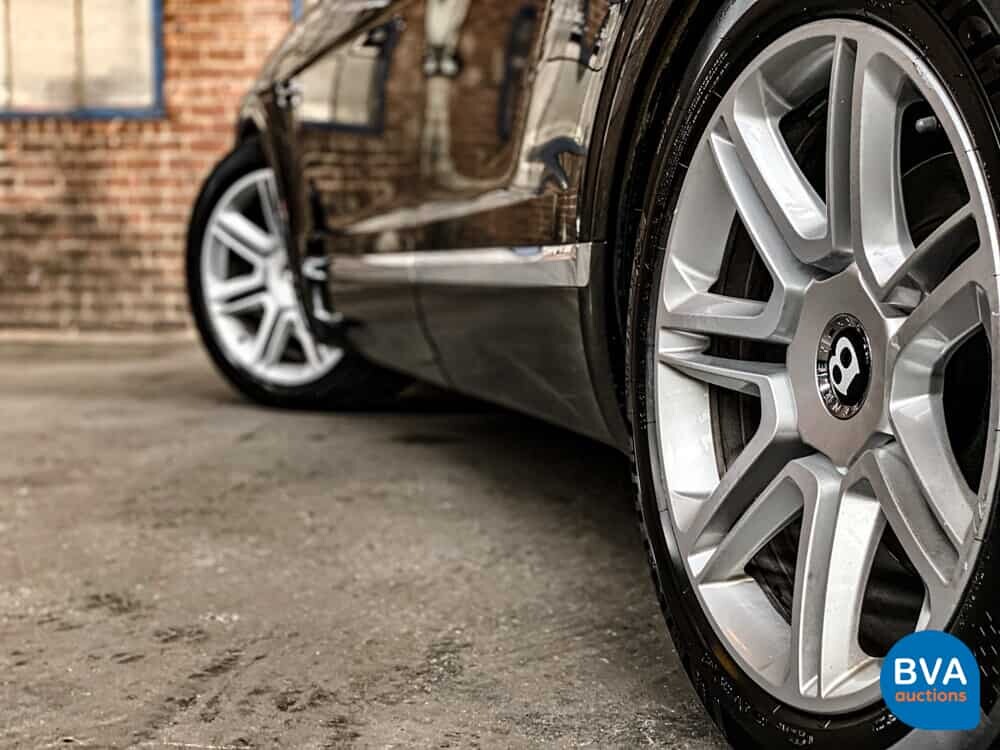 Bentley Bentayga 6.0 W12 608pk 2018 -Original NL-, RK-639-X.