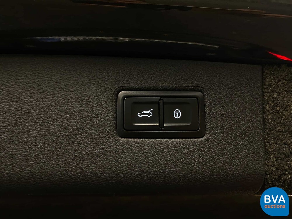 Bentley Bentayga 6.0 W12 608pk 2018 -Original NL-, RK-639-X.