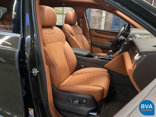 Bentley Bentayga 6.0 W12 608pk 2018 -Original NL-, RK-639-X.