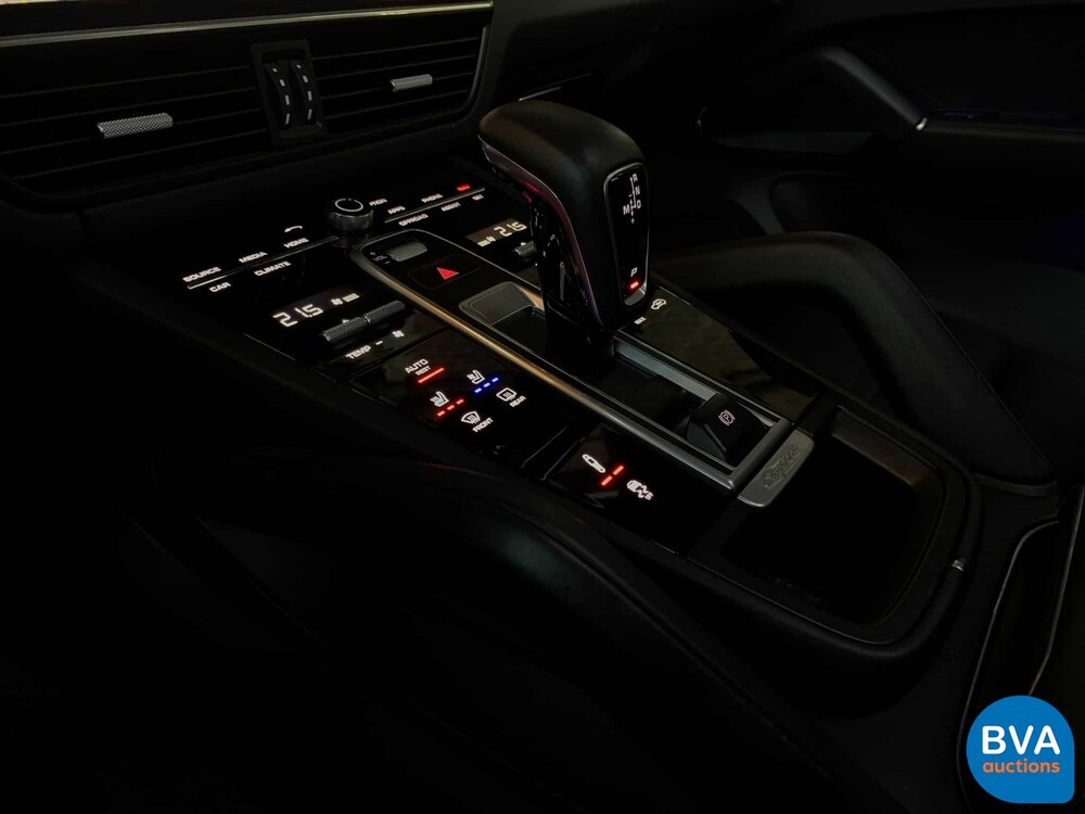 Porsche Cayenne S SportChrono 2.9 V6 441 PS 2018 Org.-Nr. NL-NW-MODELL, RT-808-G.