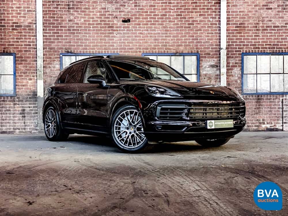 Porsche Cayenne S SportChrono 2.9 V6 441 PS 2018 Org.-Nr. NL-NW-MODELL, RT-808-G.