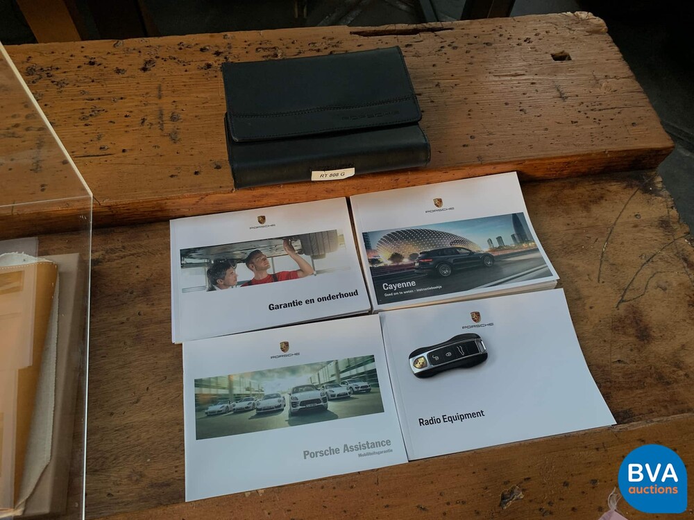 Porsche Cayenne S SportChrono 2.9 V6 441 PS 2018 Org.-Nr. NL-NW-MODELL, RT-808-G.