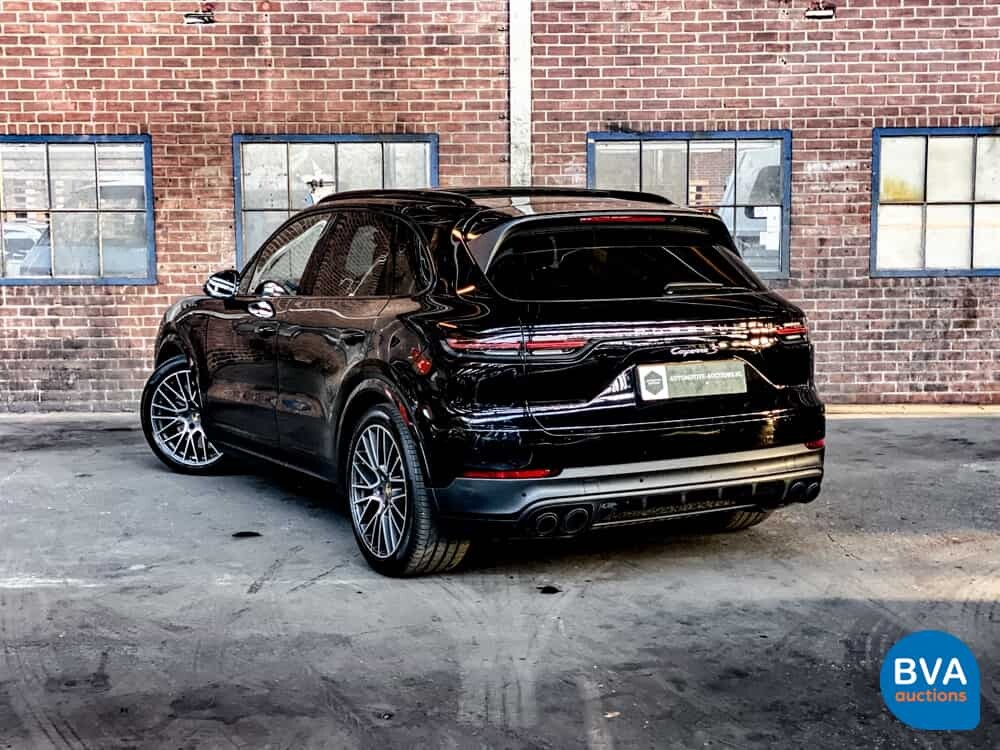 Porsche Cayenne S SportChrono 2.9 V6 441 PS 2018 Org.-Nr. NL-NW-MODELL, RT-808-G.