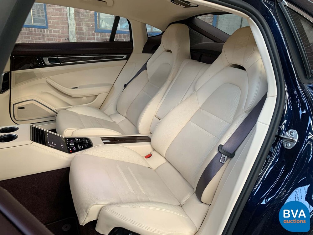 Porsche Panamera 4 E-Hybrid Executive (LWB) Sportchrono 462pk 2.9 V6 2017 -Org NL-, PG-784-J.