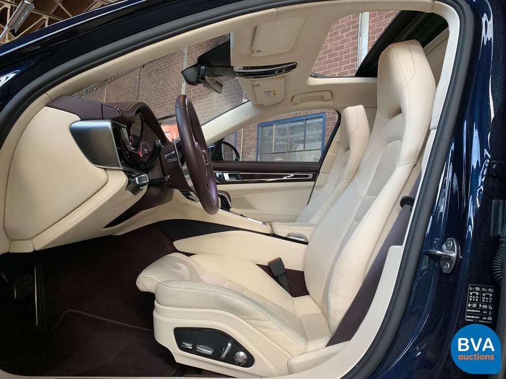Porsche Panamera 4 E-Hybrid Executive (LWB) Sportchrono 462pk 2.9 V6 2017 -Org NL-, PG-784-J.